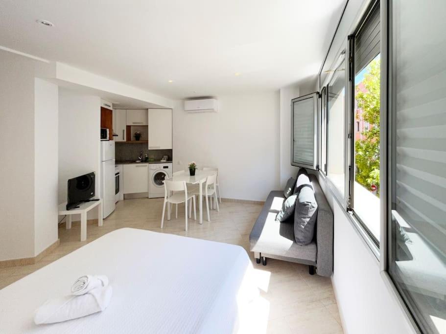 M2 Apartament Centric Terrassa Bagian luar foto